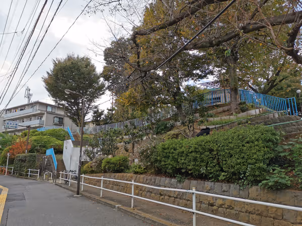 Photo of Takadanobaba Station | Suwa Park | Rest Spot 1