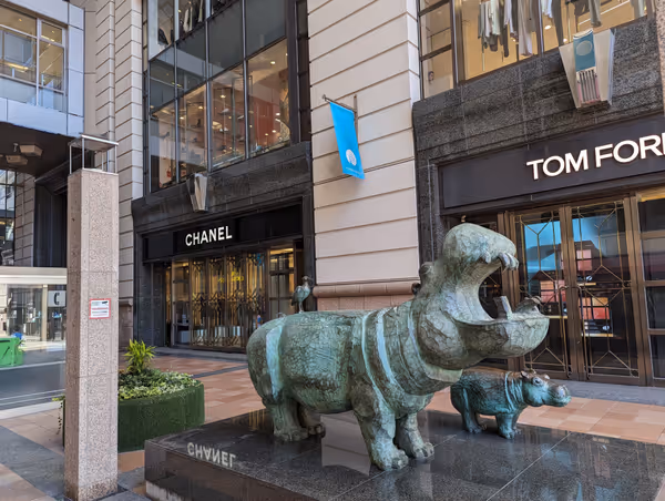 エルガーラ・パサージュ広場の写真3