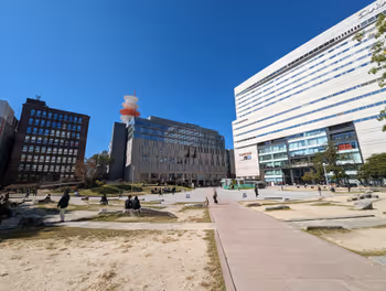 니시테츠 후쿠오카(텐진)역 케고 공원의 휴식 장소 2