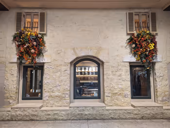 【天神駅】天神地下街 中庭広場の休憩場所