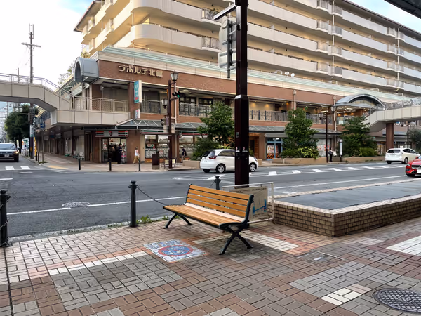 Photo of Ashiya Station | In front of the crosswalk over the Yamate Main Line | Rest Spot 1