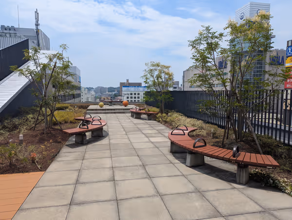 Foto di 土浦図書館 アルカス 屋上ガーデン 5