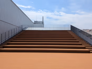 쓰치우라역 쓰치우라 도서관 ARCAS 옥상 정원의 휴식 장소 그 2