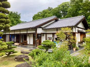 Photo of Ikeda Station | Ikeda Castle Ruins Park - Near the Shop | Rest Spot 2