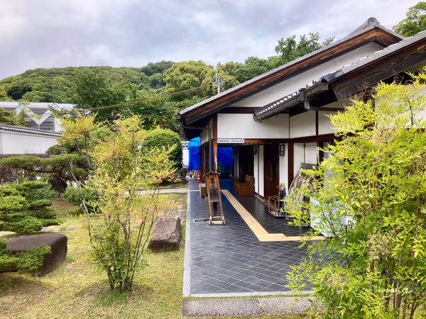 Photo of Ikeda Station | Ikeda Castle Ruins Park - Near the Shop | Rest Spot 3