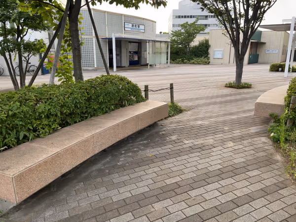 Photo of Minatomachi Station | Keikyu Daishi Line Minatomachi Station | Front | Rest Spot 1