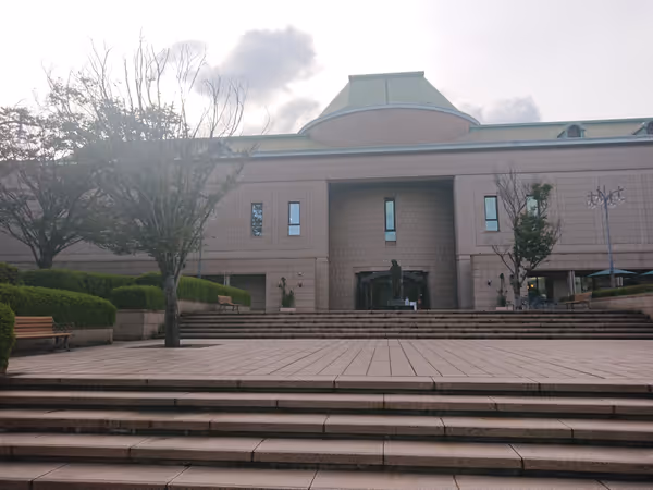 【朝日通駅】鹿児島市立美術館前の休憩場所