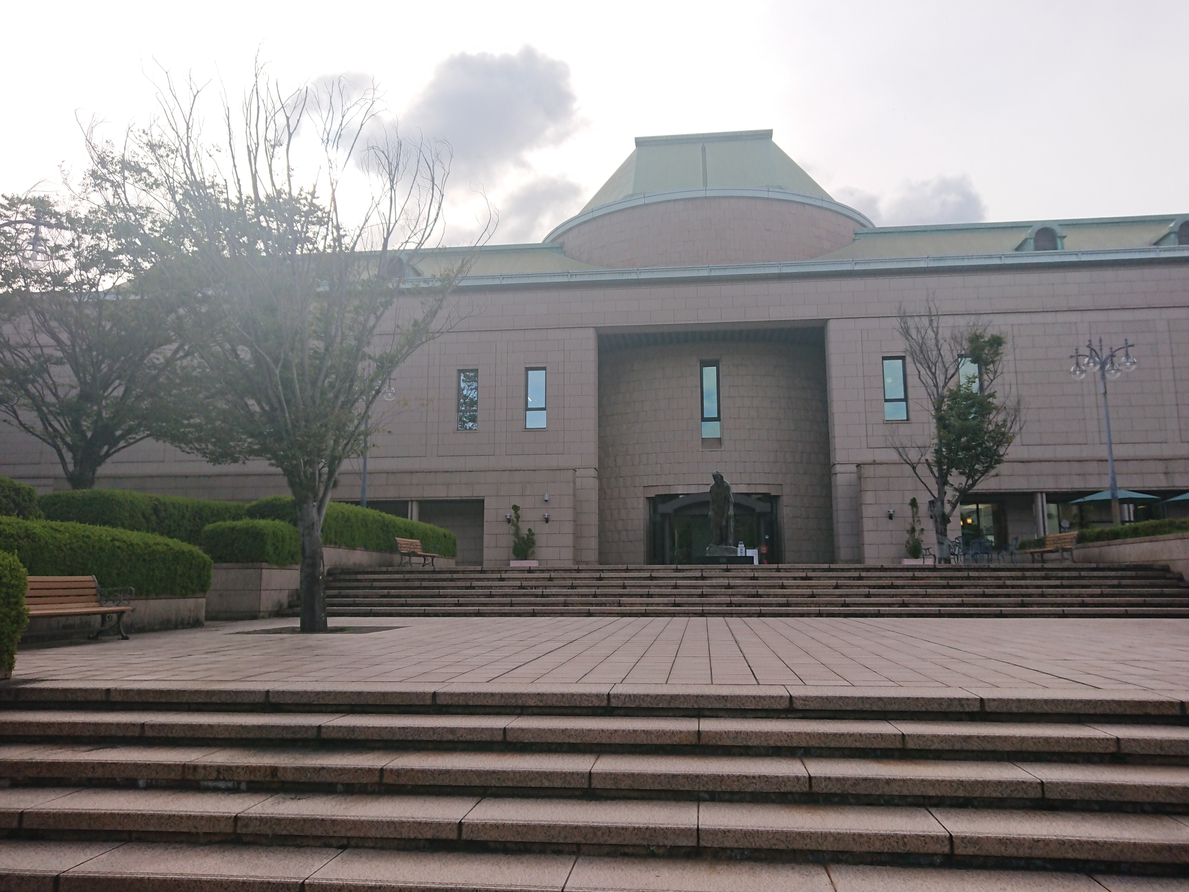 鹿児島市立美術館前の写真1