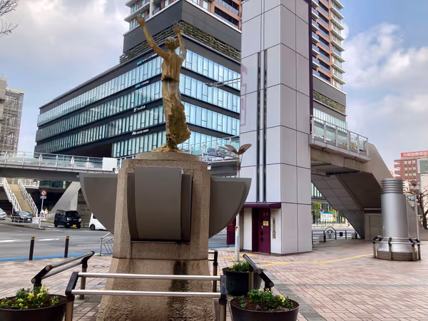 Photo of Kokura Station | Hanano-me Divine Statue | Rest Spot 2