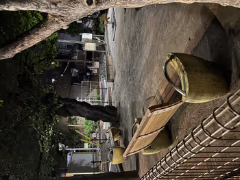 Photo of Meiji Jingū-mae (Harajuku) Station | Bench at Chihara Children's Playground | Rest Spot 1