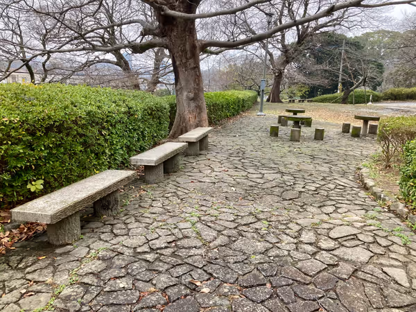 Photo of Ōhori Park Station | Maizuru Park, near the South Tamon Yagura | Rest Spot 3