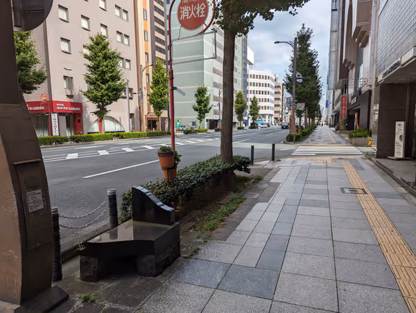 Photo of Hamamatsu Station | Kawai Musical Instruments Storefront | Rest Spot 1