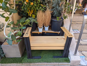 이케부쿠로역 wacca 앞 기둥 벤치의 휴식 장소 그 2