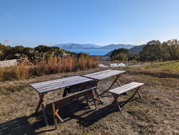 海へ飛び込む道の休憩場所その5