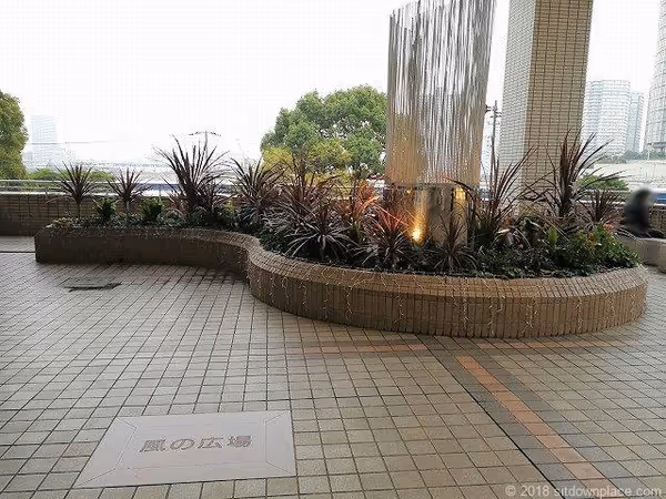 そごう 2F 風の広場の写真2