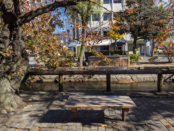 Photo of Nishikawa Ryokudo Park Station | Nishikawa Ryokudo Park Fountain Plaza & Stone-Paved Terrace | Rest Spot 3