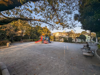 Rest area at Wakamiya Olive Park, Saginomiya Station, part 2