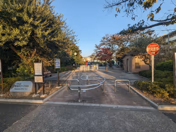 Rest area at Wakamiya Olive Park, Saginomiya Station, part 1