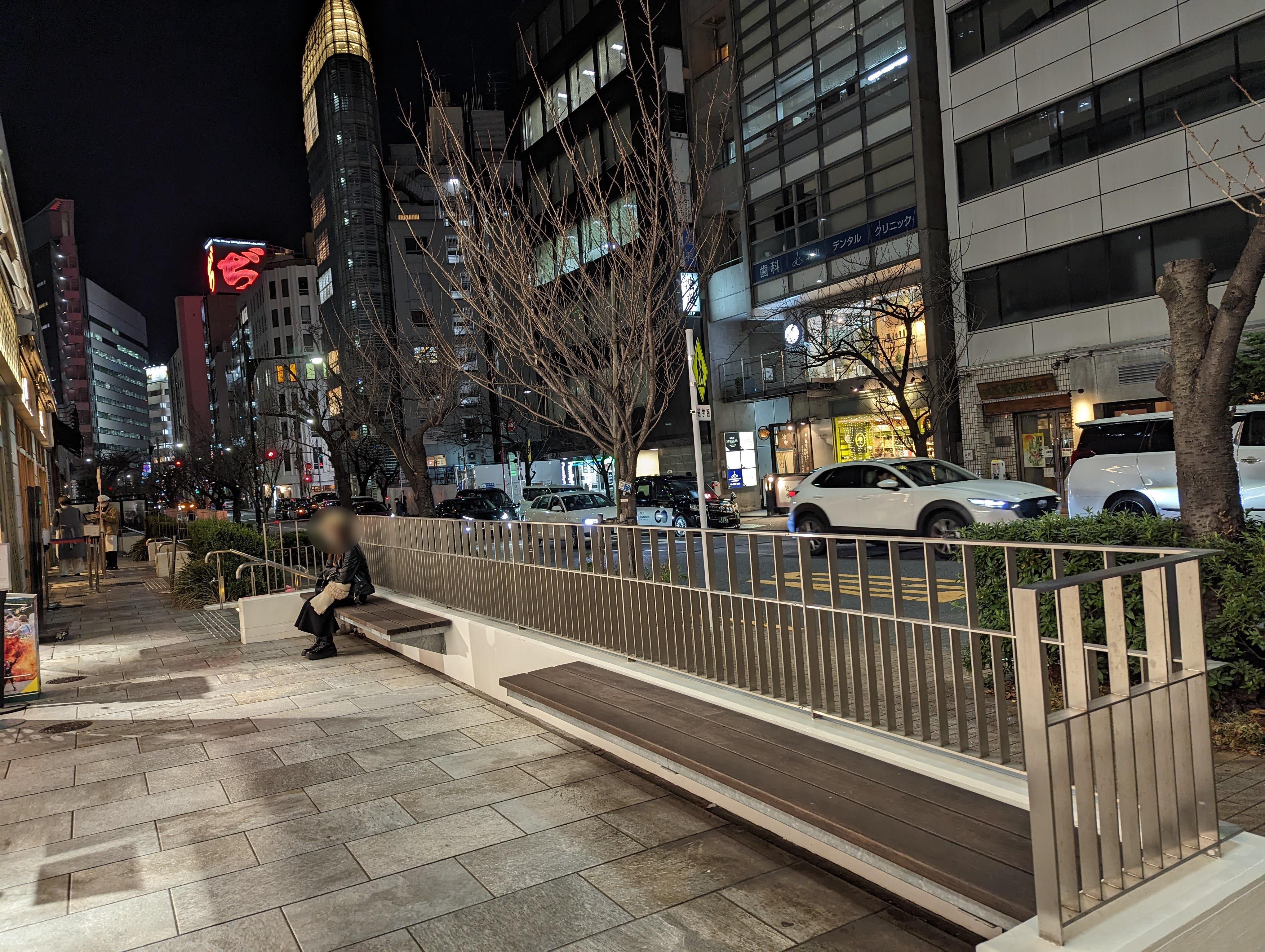 Photo of Ginza-itchome Station | Ginza Sakura-dori | Rest Spot 1