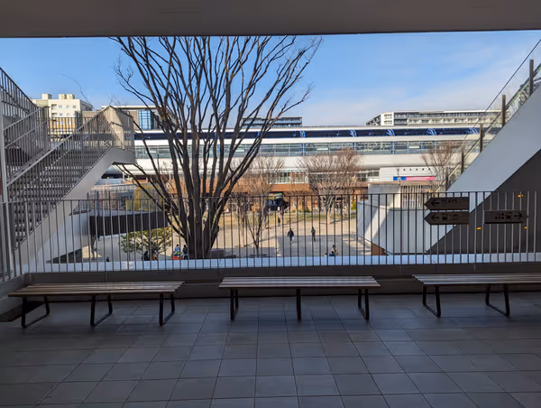 Photo of Nagareyama-Ōtakano-Mori Station | 2F Connecting Deck | Rest Spot 1
