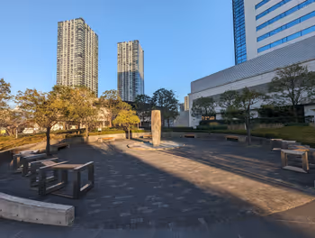 豊洲駅豊洲センタービル 産業遺構付近の休憩場所その3