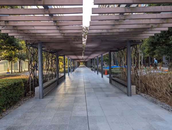 豊洲フォレシア 豊洲フロント側の写真2