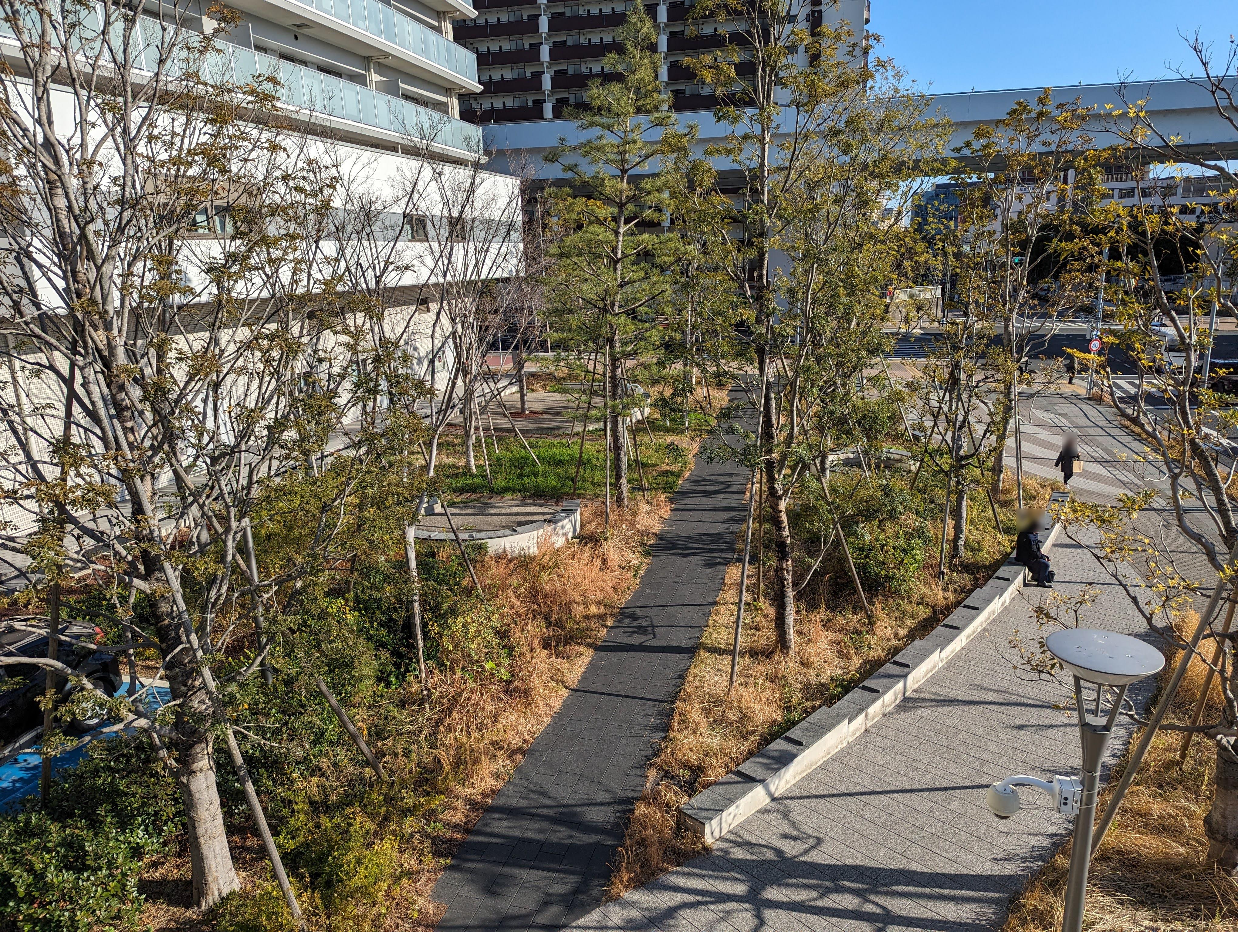 Photo of Toyosu Station | Toyosu Park Bridge Underpass Promenade | Rest Spot 1