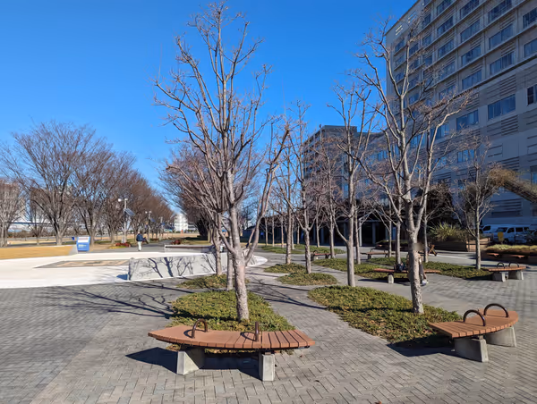 東京臨海広域防災公園 防災拠点施設横の写真4