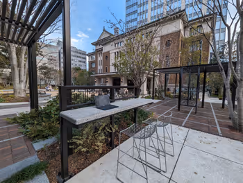 九段下站九段广场的休息场所7