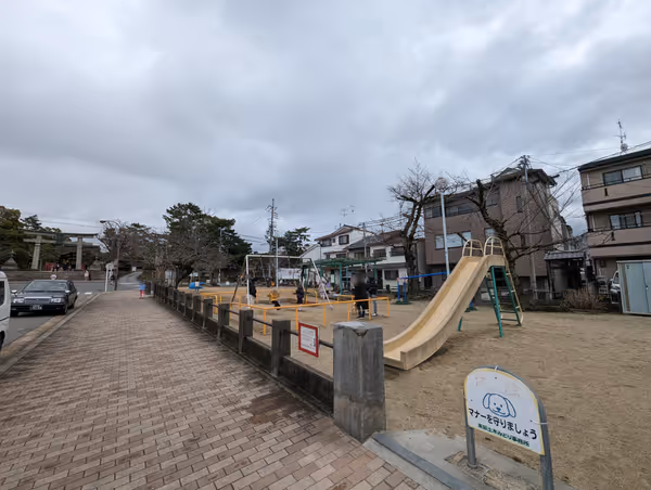 Photo of Shichijo Station | Mimizuka Park | Rest Spot 1