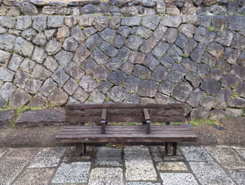 니조조마에(Nijojomae)역 호리카와(Horikawa) 니조(Nijo) 다리-이카와(Isikawa) 다리 사이의 휴식 장소 4