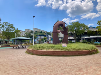 Photo of Nishisuzurandai Station | Nishisuzurandai Station | Front Park | Rest Spot 2