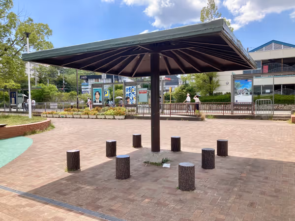 西鈴蘭台駅前公園の写真3