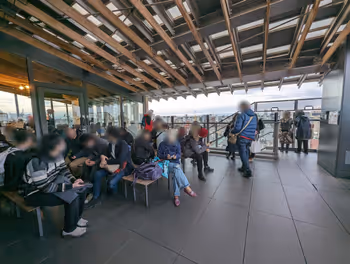 浅草駅浅草文化観光センター 展望テラスの休憩場所その2