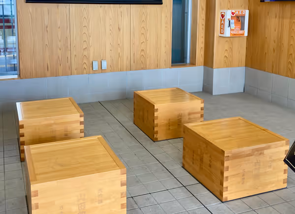 Photo of Miki Station | Ono/Awa Direction Platform Side Exhibition Waiting Space | Rest Spot 2