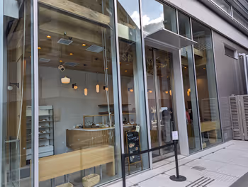 蔵前駅KURAMAE JPテラスの休憩場所その8