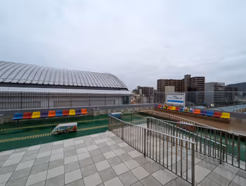 다카마쓰역 호빵맨 열차 광장의 휴식 장소 그 1