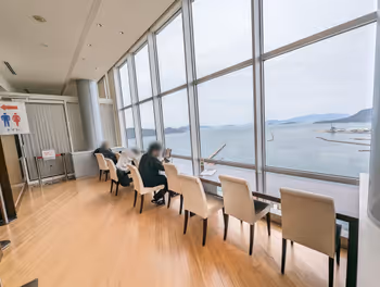 다카마쓰역 다카마쓰 심볼 타워 타워동 전망 공간의 휴식 장소 2