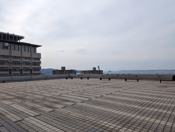 高松シンボルタワー タワー棟 屋上広場の写真1