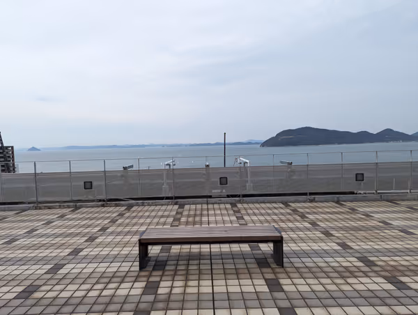 高松シンボルタワー タワー棟 屋上広場の写真2