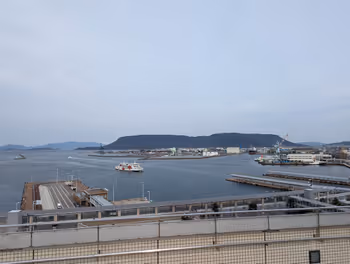 高松車站高松Symbol Tower 展演大樓 屋頂廣場的休憩場所4