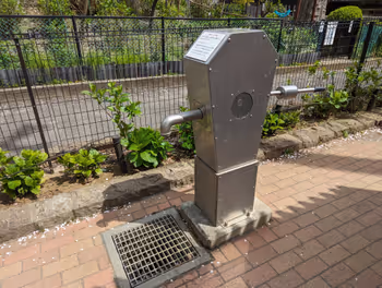 白山車站白山公園的休息場所其五