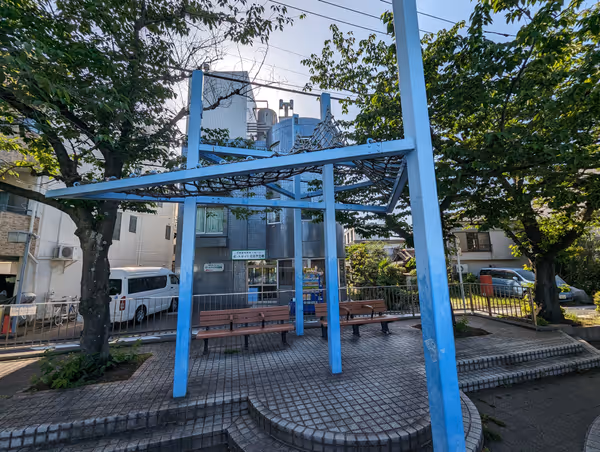 Photo of Tenkūbashi Station | Tenkūbashi–Bentenbashi Section | Rest Spot 2