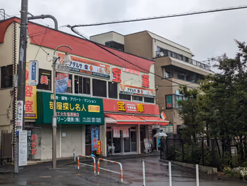 东小金井站东口环岛的休息场所3