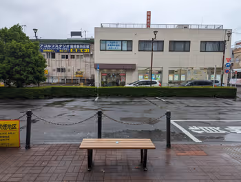 东小金井站东口环岛的休息场所2