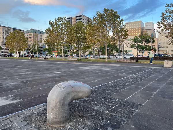 プラタナス広場の写真1