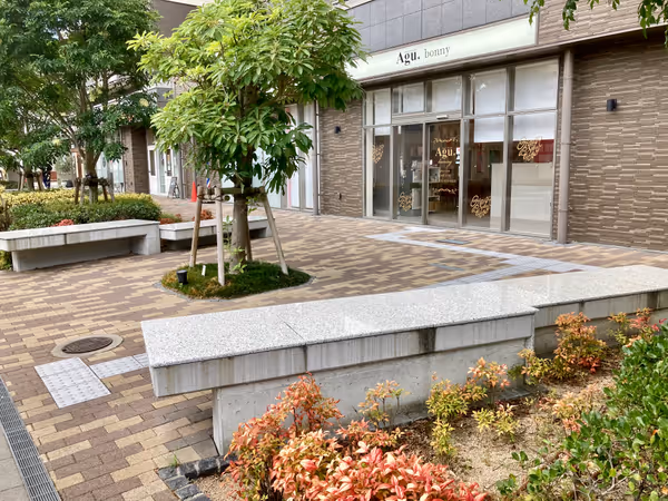 Photo of Mita Station | Planting area next to Heart City in front of Rene Mita Station | Rest Spot 3