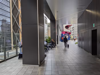 渋谷駅 渋谷サクラステージ にぎわいSTAGEの休憩場所その4