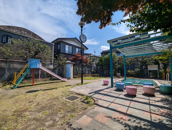 出世稲荷児童公園の写真3