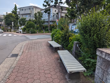 田园调布站喷水池周边的休息场所之七